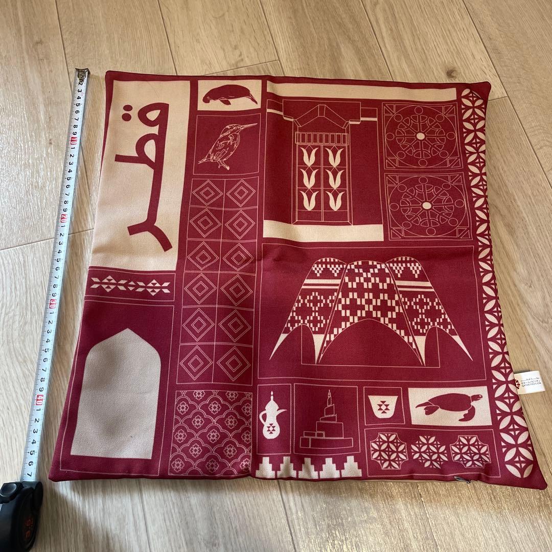 カタールパビリオン　クッションカバー