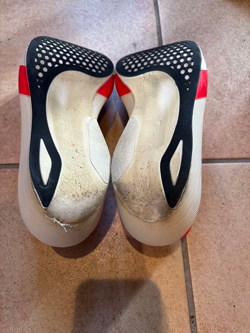 メタスピード エッジ TOKYO 26.5cm