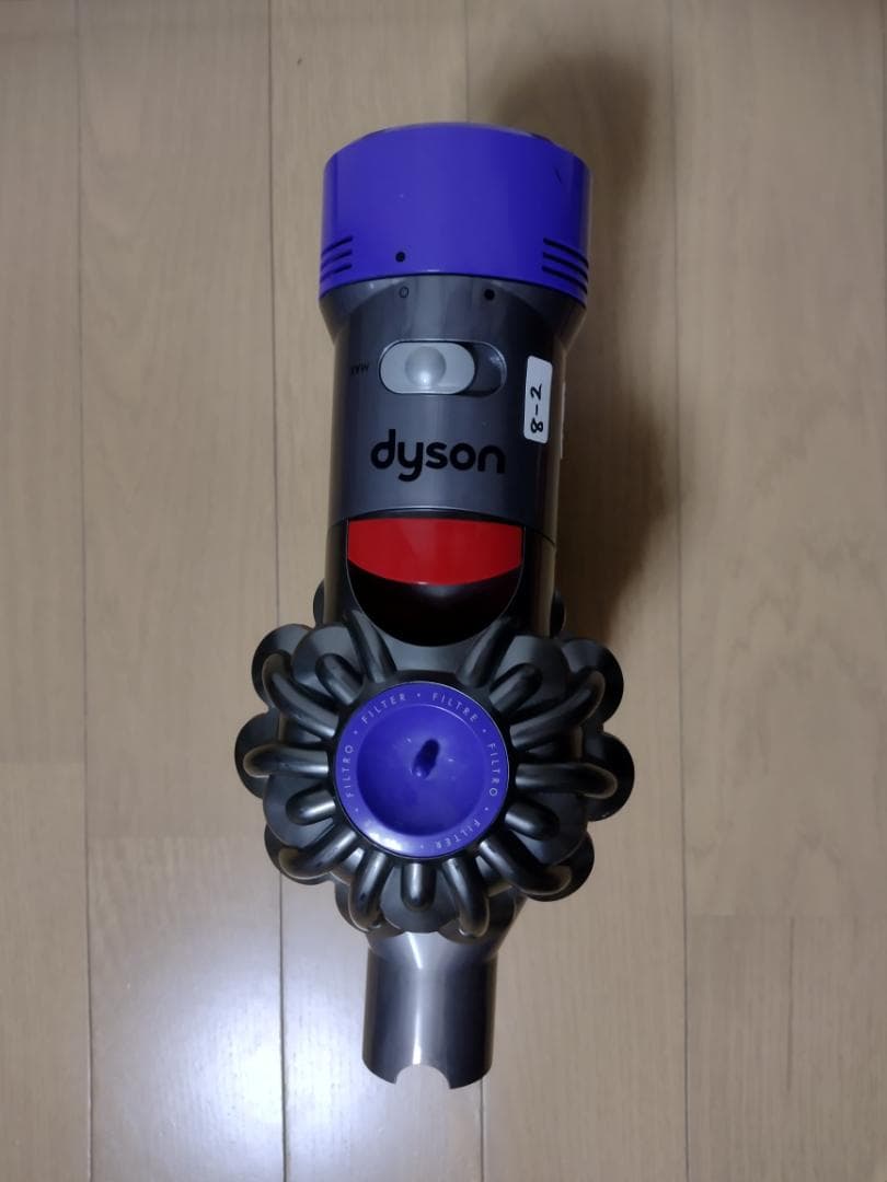 ダイソン★コードレス掃除機★V8★ＳV10★バッテリーの状態良好★2