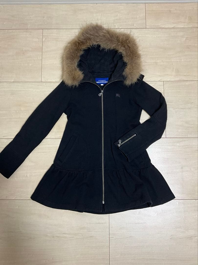 【BURBERRY BLUELABEL】リアルファー付ブラックフレアパーカー M