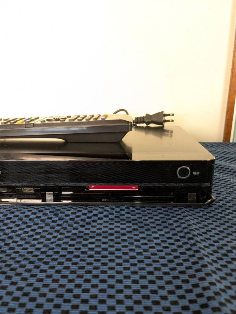 TOSHIBA ブラックブルーレイレコーダー