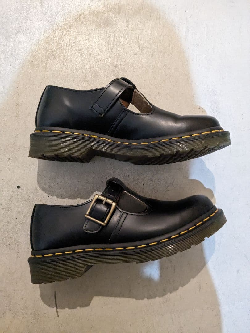 【美品　早い者勝ち！】Dr. Martens　メリージェーン UK4