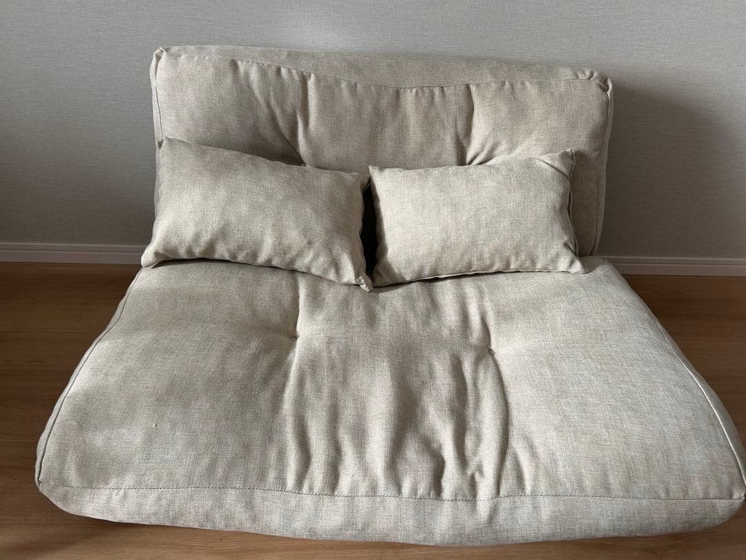 モダンデザイン 2人掛けローソファ ベージュ