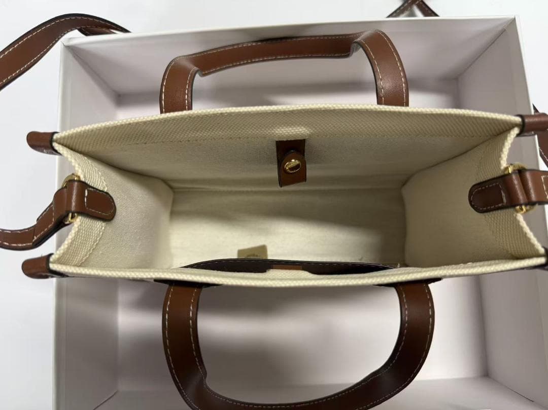 BURBERRY アイボリー ブラウン ハンドバッグ