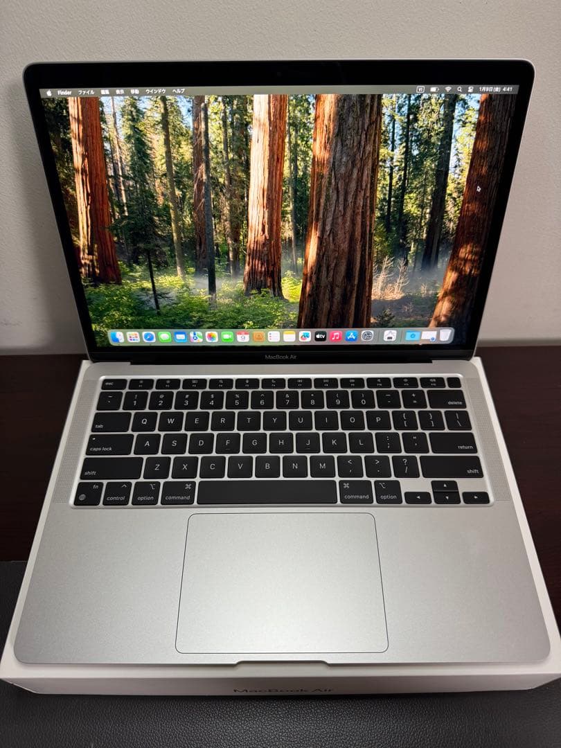 MacBook Air 2020。M1。16GB。