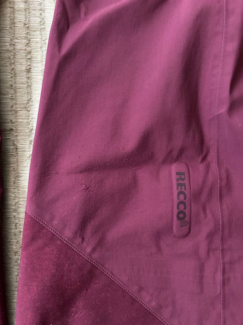 Patagonia（パタゴニア）の GORE-TEXスキーウェア上下セット