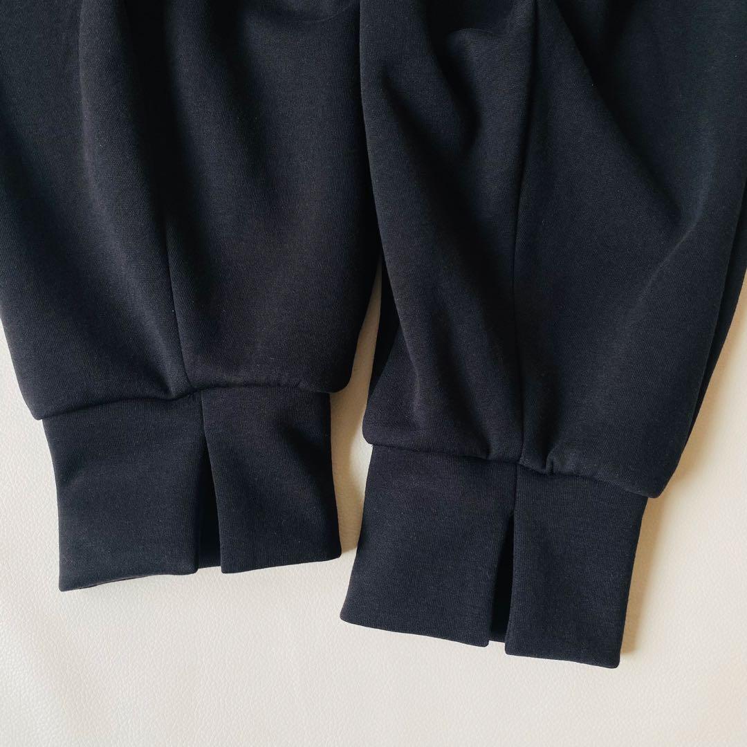 【新品未使用】ナゴンスタンス　コクーンパンツ　25AW　ストレッチ　完売モデル