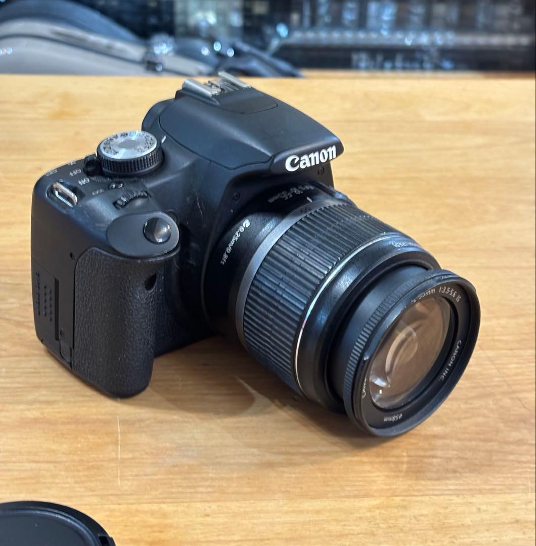 Canon デジタル一眼 EOS kiss X3 ズームレンズ付き　ジャンク