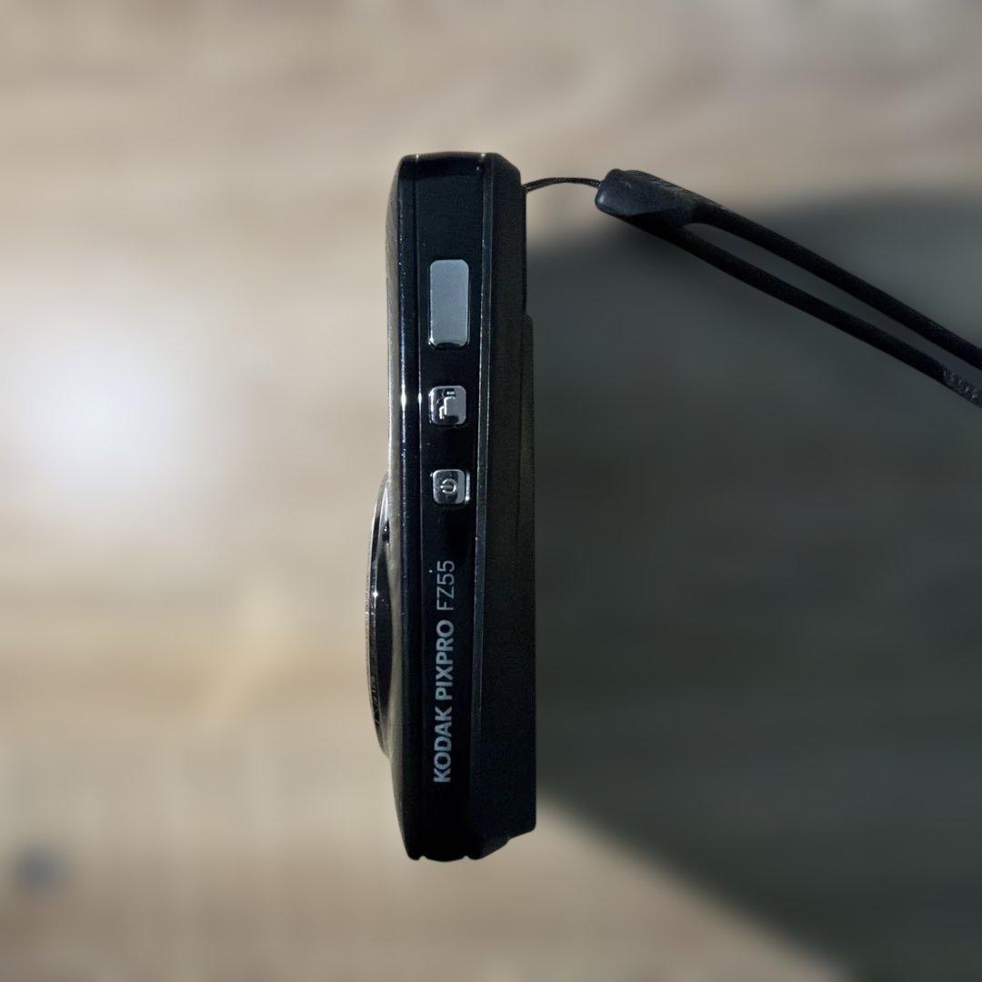 Kodak FZ55 コダック　デジタルカメラ　シリコンカバー付き