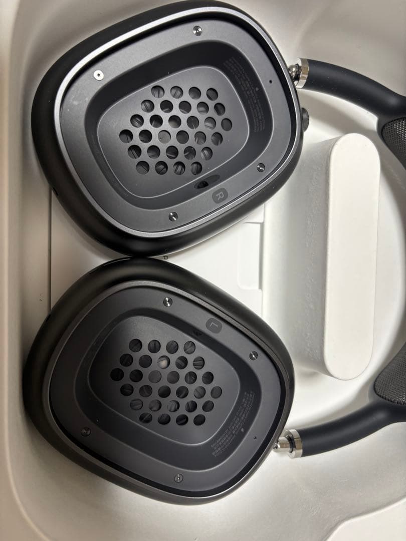 本体新品Apple AirPodsMAX スペースグレー保証あり