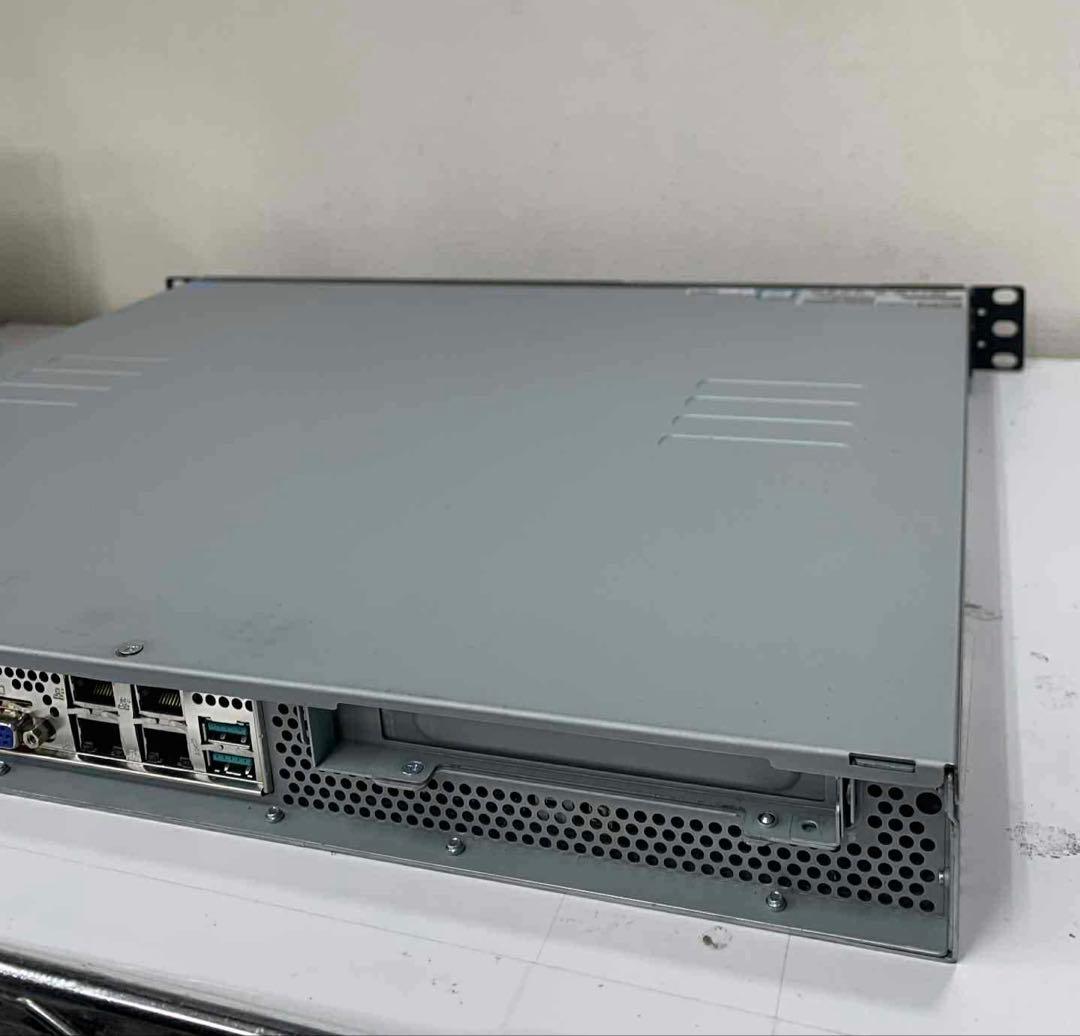 ASUS Xeon E-2146G 16GB 256Gb HDD1TB モニター