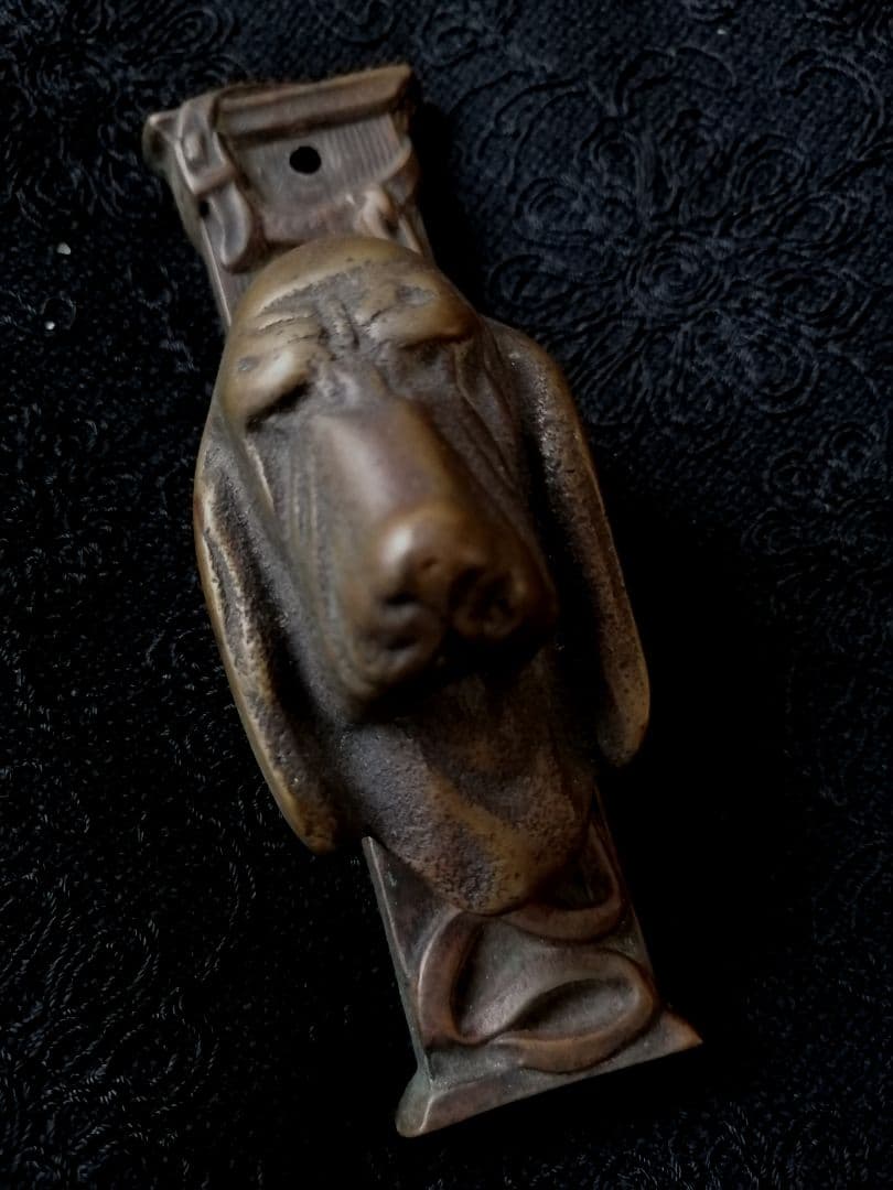 英国アンティーク　1930〜　ブラッドハウンド小さな真鍮製のドアノッカー 希少