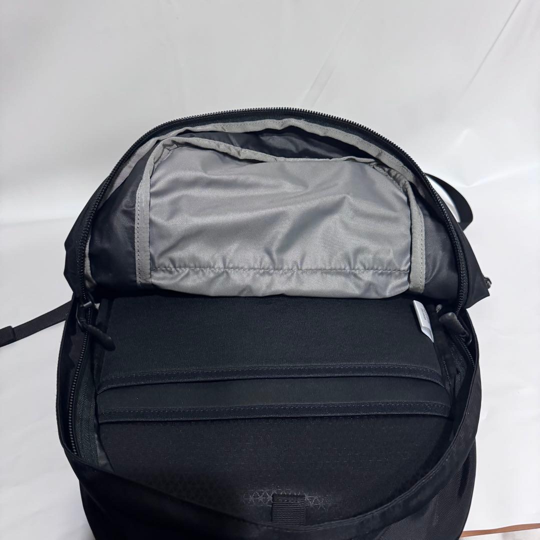 【大人気✨】ノースフェイス　ホットショット　黒