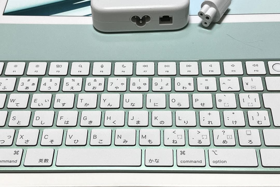 iMac M3 24インチ 4ポート 2023（カスタマイズ仕様）グリーン