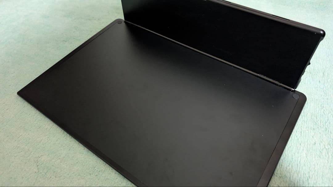 EWEI モバイルモニター OLED 4K 有機EL 13.3インチ