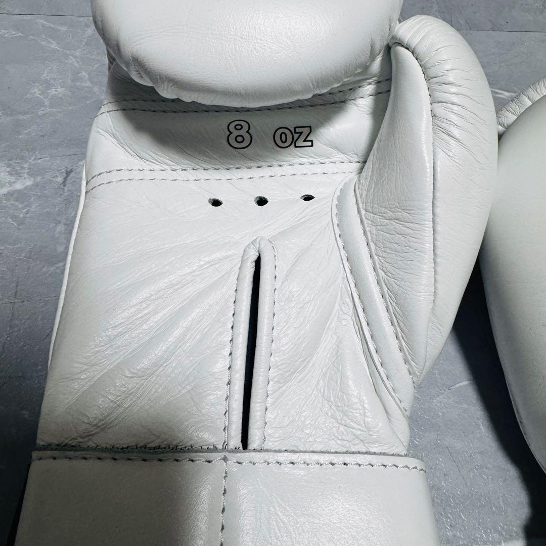 Winning グローブ 8オンス 白