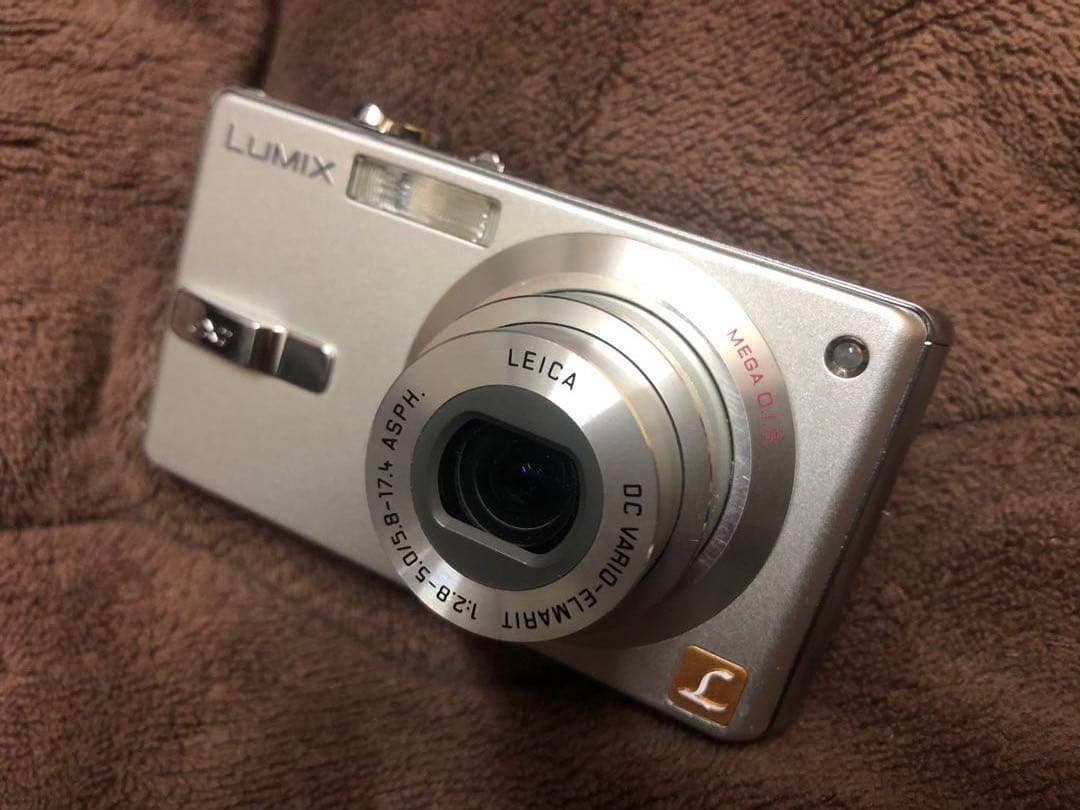 【美品】Panasonic DMC-FX7 コンパクトデジタルカメラ