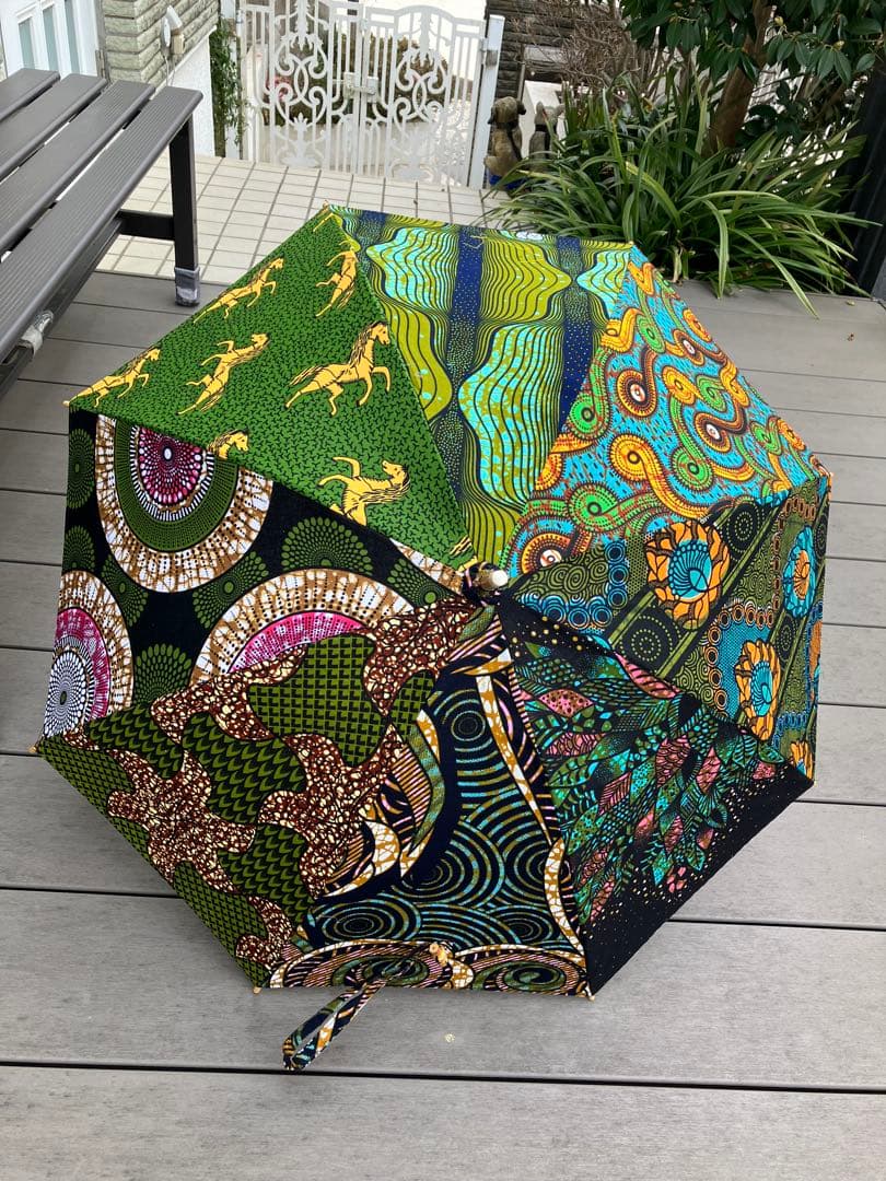 ハンドメイド　パッチワークアフリカ生地　パッチワーク　日傘(大)