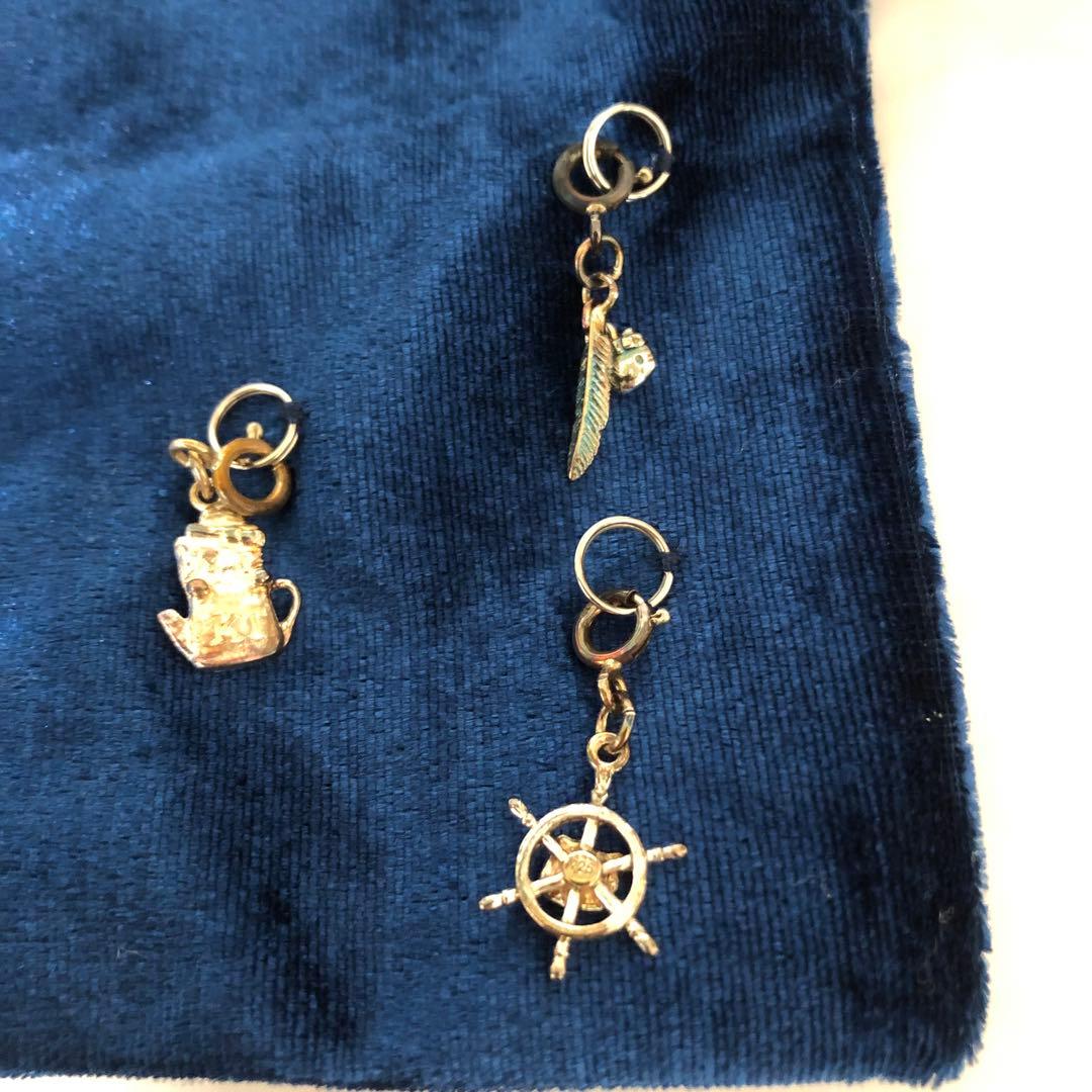 ハローキティ ブレスレット•チャーム•ジュエリーポーチ　シルバー