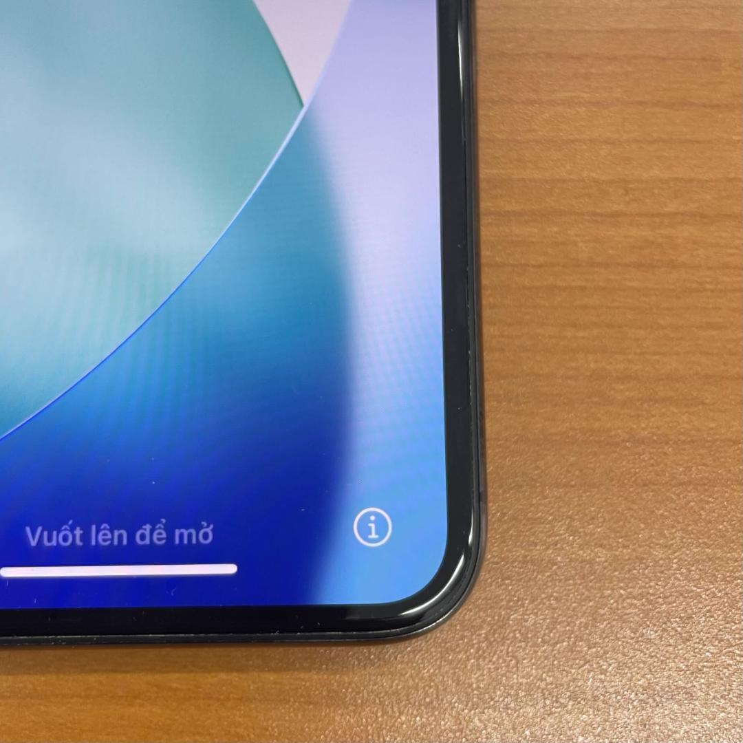カ*イ様 動作確認済み iPhone 11 Pro 256GB ID:A1158