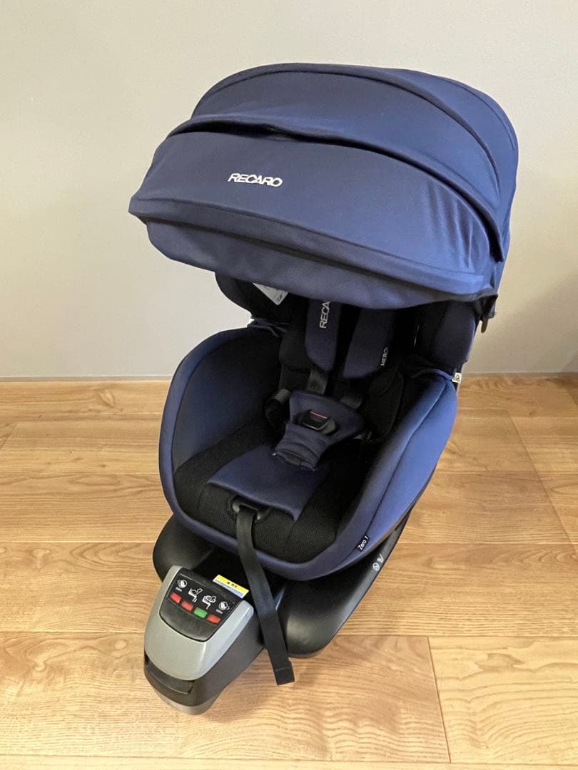RECARO ゼロワン セレクト　ISOFIX固定　チャイルドシート