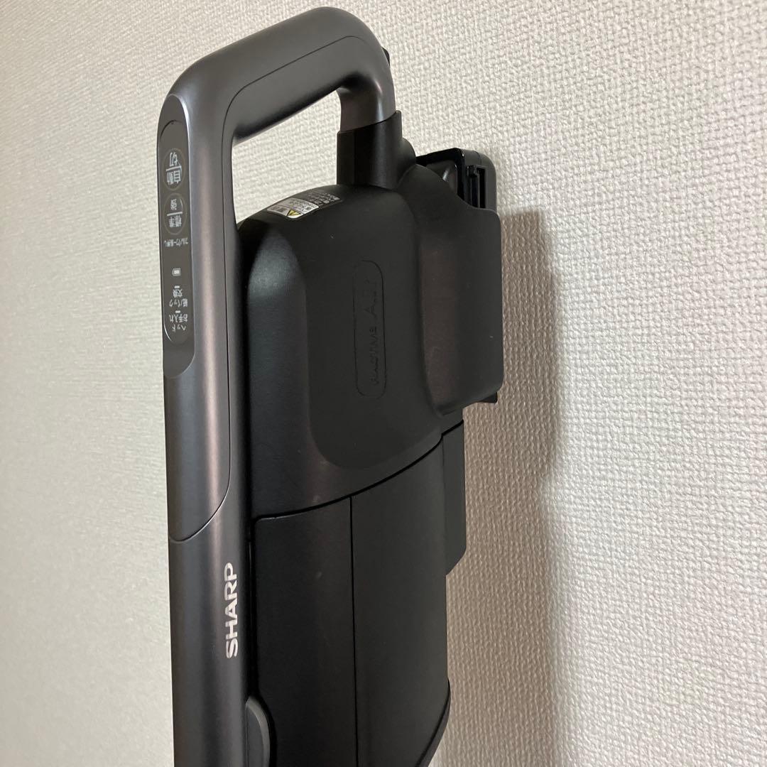 シャープ　充電式掃除機　スティッククリーナー　紙パック式　EC-Y50KR 黒