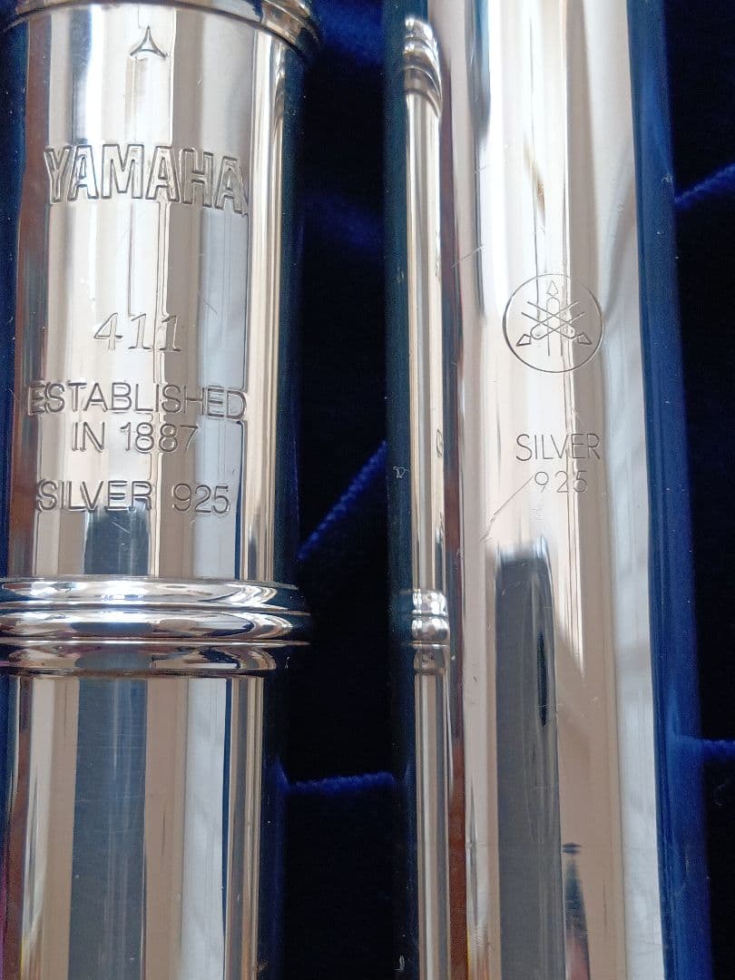 ♦良く鳴る♦管体銀製♦後期モデル♦ヤマハフルート YFL411 Eメカ