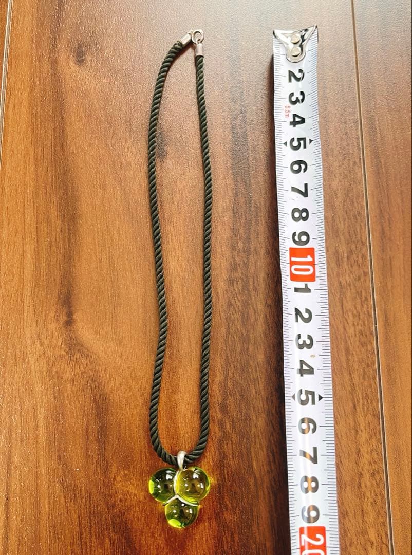 バカラ　ネックレス　ぶどう