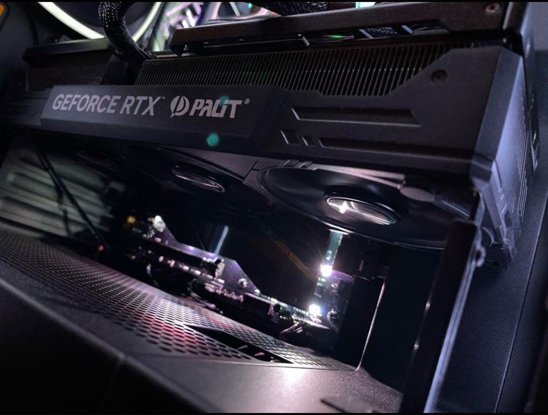 グラフィックボード・グラボ・ビデオカード GeForce RTX 4070 Ti Super 16GB PALIT