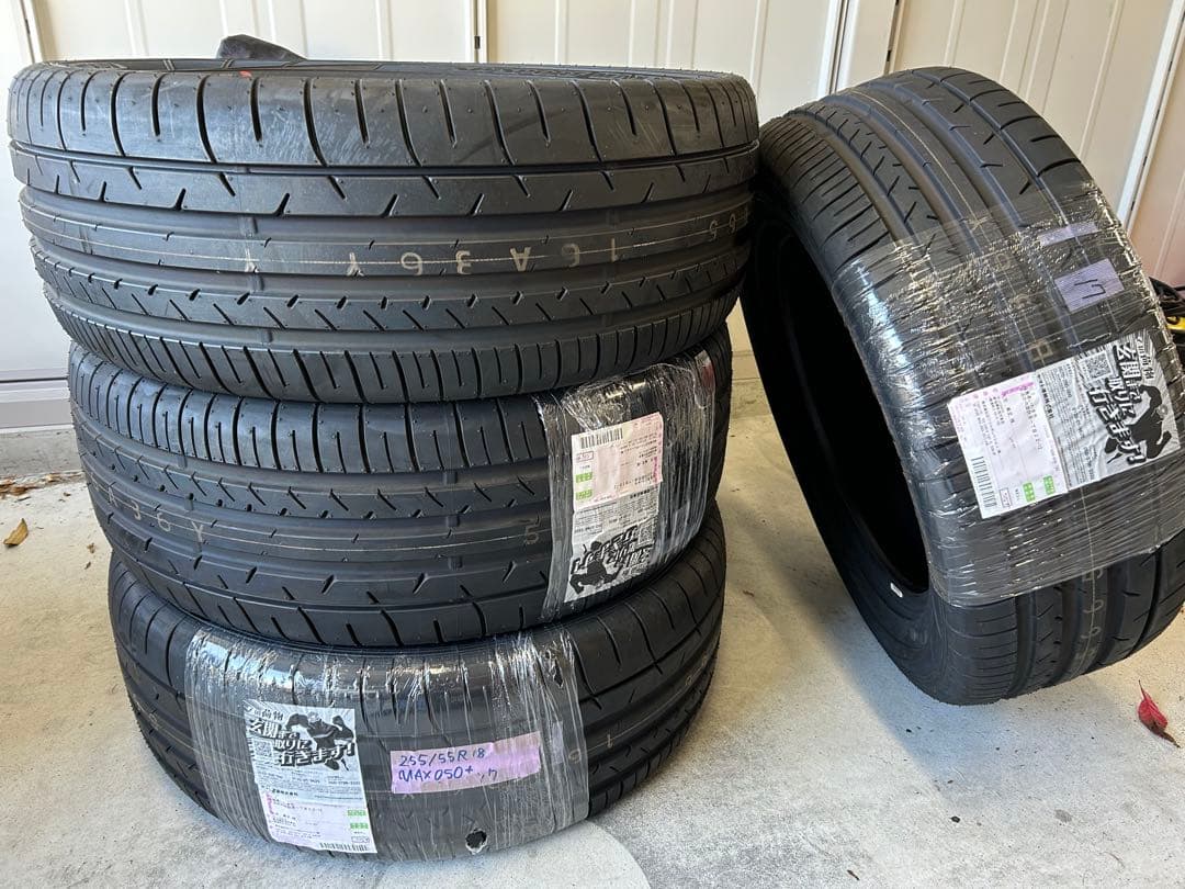 最終値　DUNLOP　SP SPORT MAXX 255/55R18