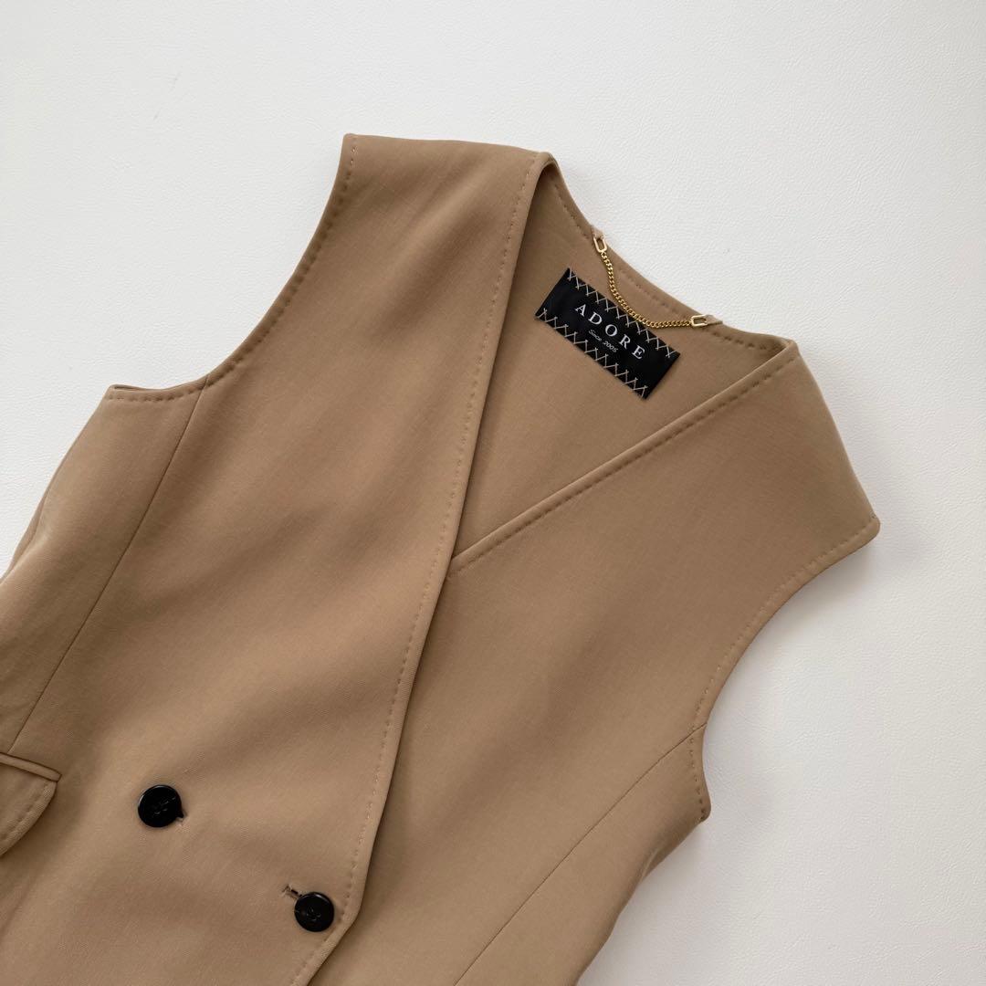 アドーア　ロングジレ　ダブルフェイス　サイドスリット　レイヤード　近年　ベージュ