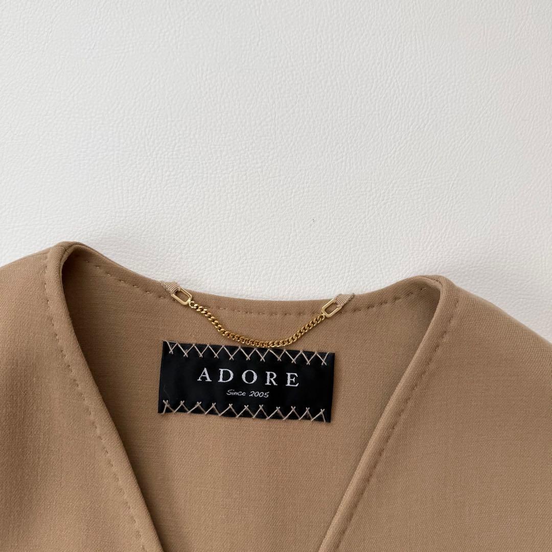 アドーア　ロングジレ　ダブルフェイス　サイドスリット　レイヤード　近年　ベージュ