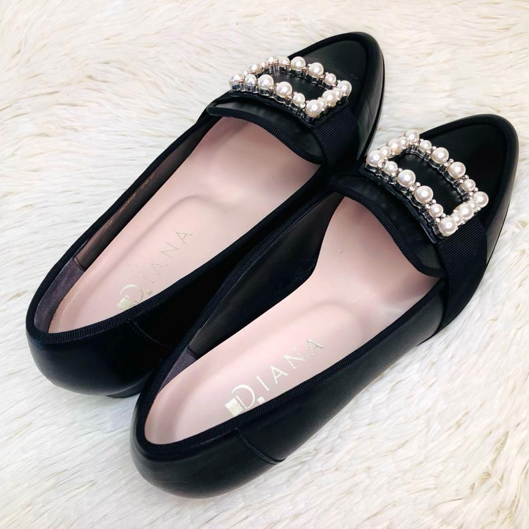 【未使用級】DIANA24㌢スクエアバックルパールジビュー　ポインテッドシボ革