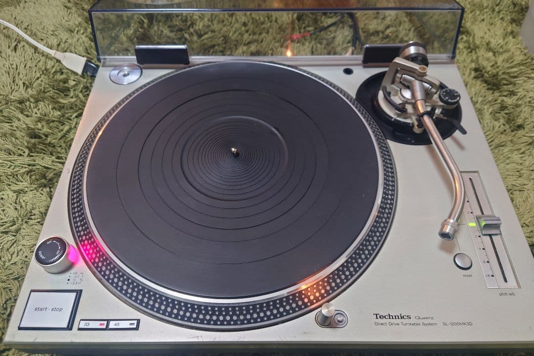 Technics SL-1200 MK3Dターンテーブル