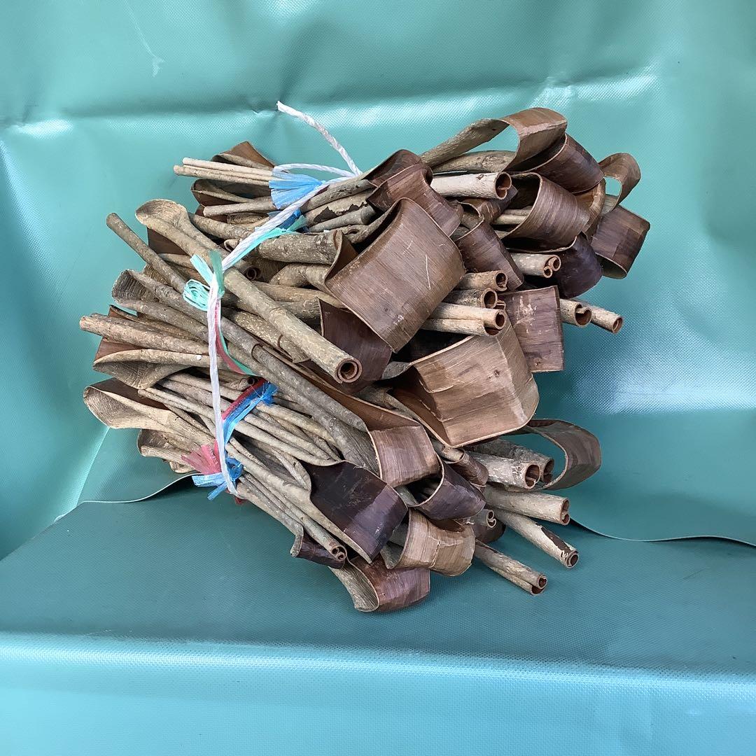 乾燥くるみ樹皮2kg セット。　8-003