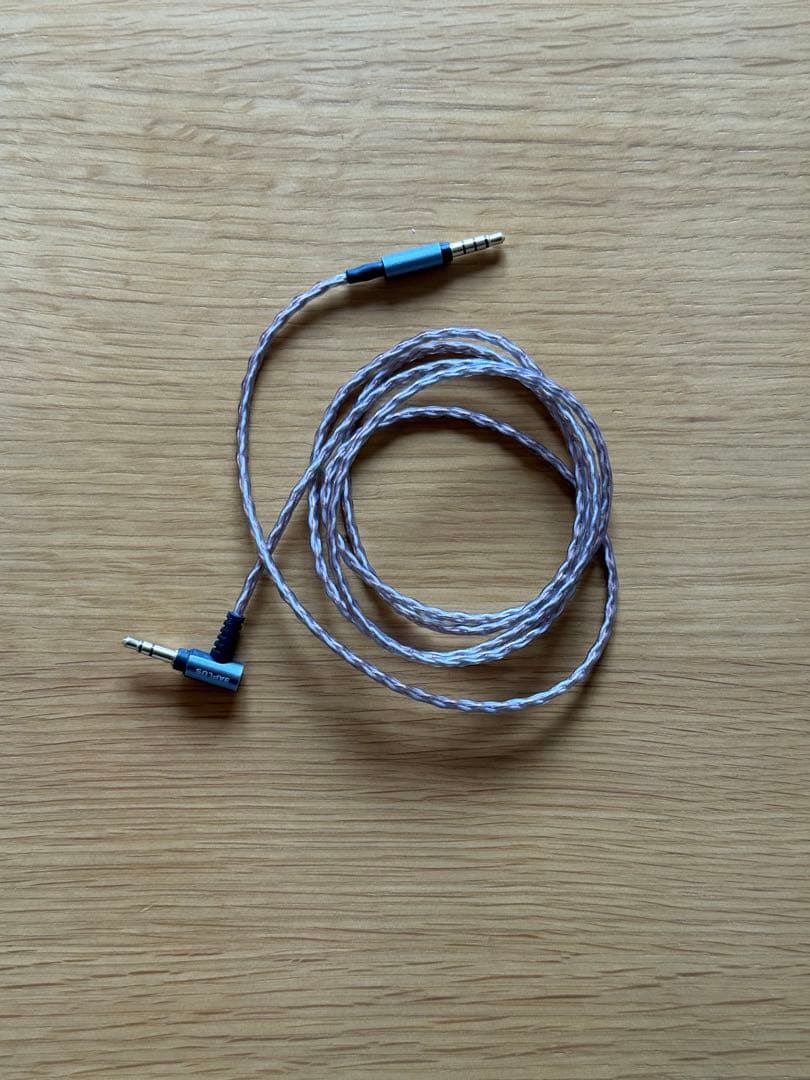 SONY MDR-MV1 ヘッドホン(箱あり＋ケーブル)