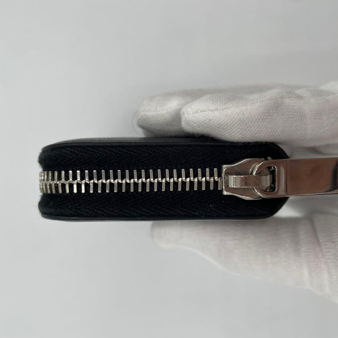 サンローランパリケース ラウンドジップ キャビアスキン ブラック