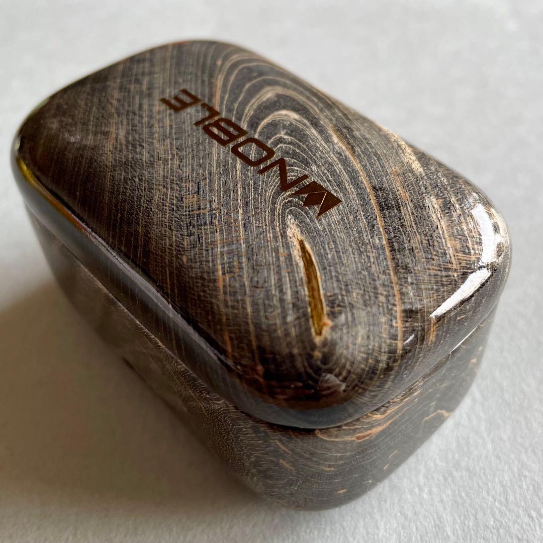 【極美品・付属品完備】Noble Audio FoKus Prestige 黒