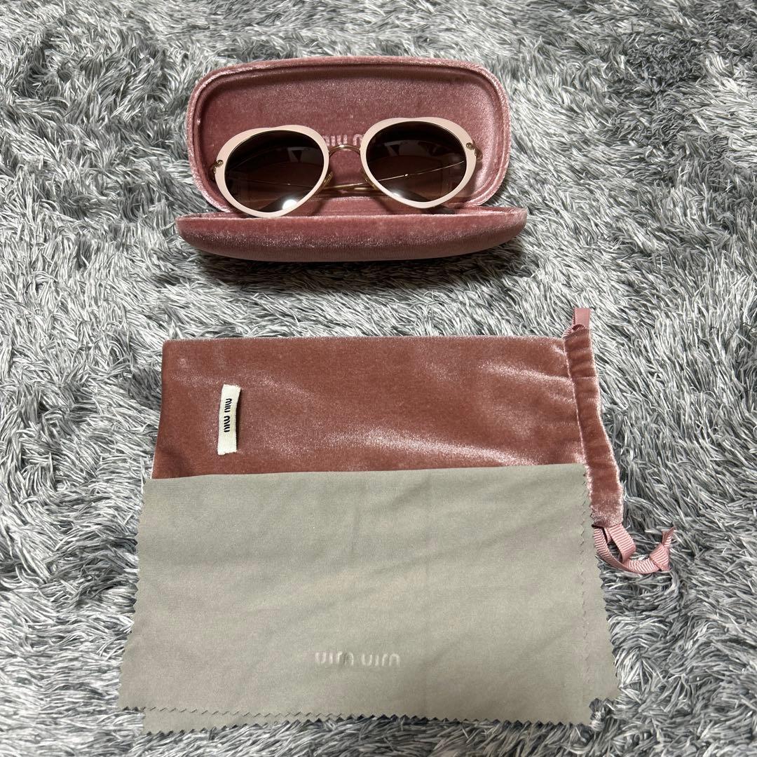 miu miu ピンク ハートサングラス