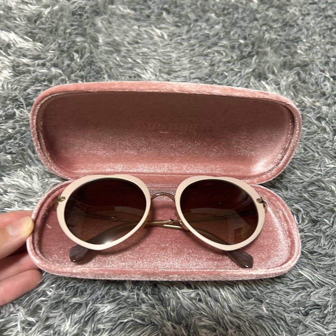 miu miu ピンク ハートサングラス