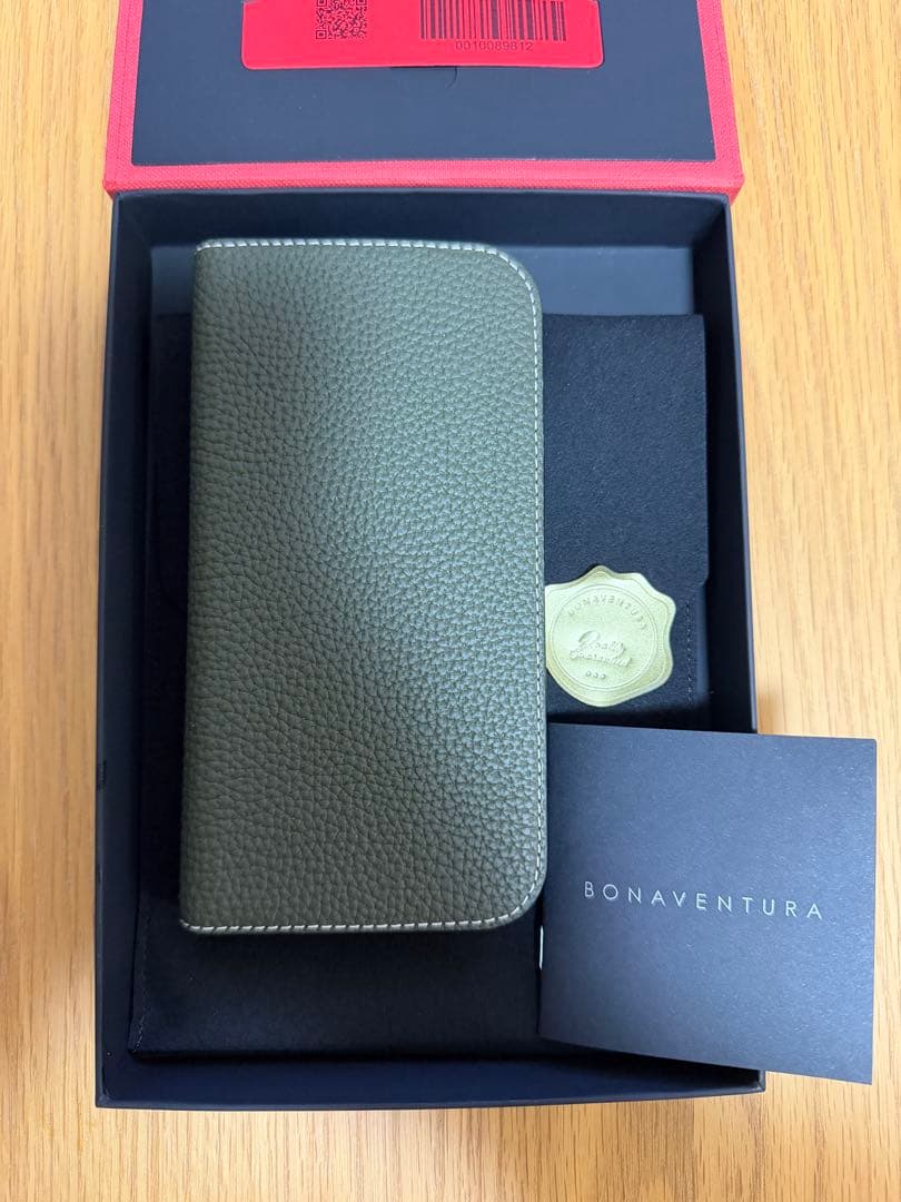 BONAVENTURA手帳型ケース限定グリーン×ベージュiPhone15Pro用