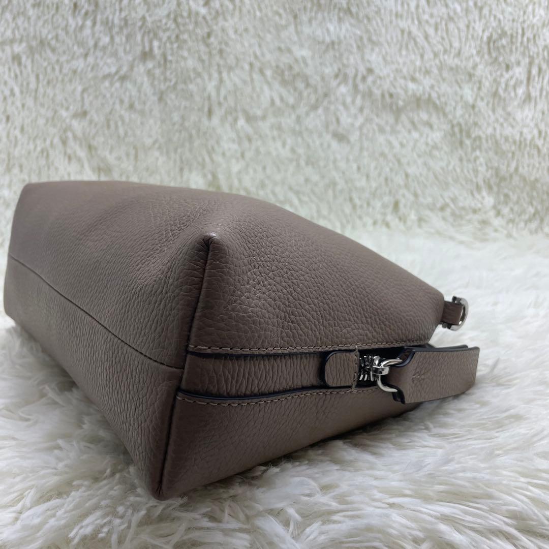 【美品】ジャンニキャリーニ アリファ 2way シボ革 グレージュ