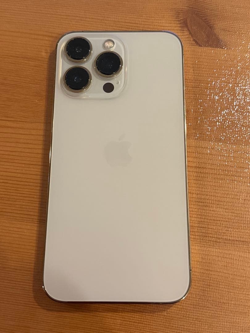 Apple iPhone 13 Pro Gold 本体 無音シャッター
