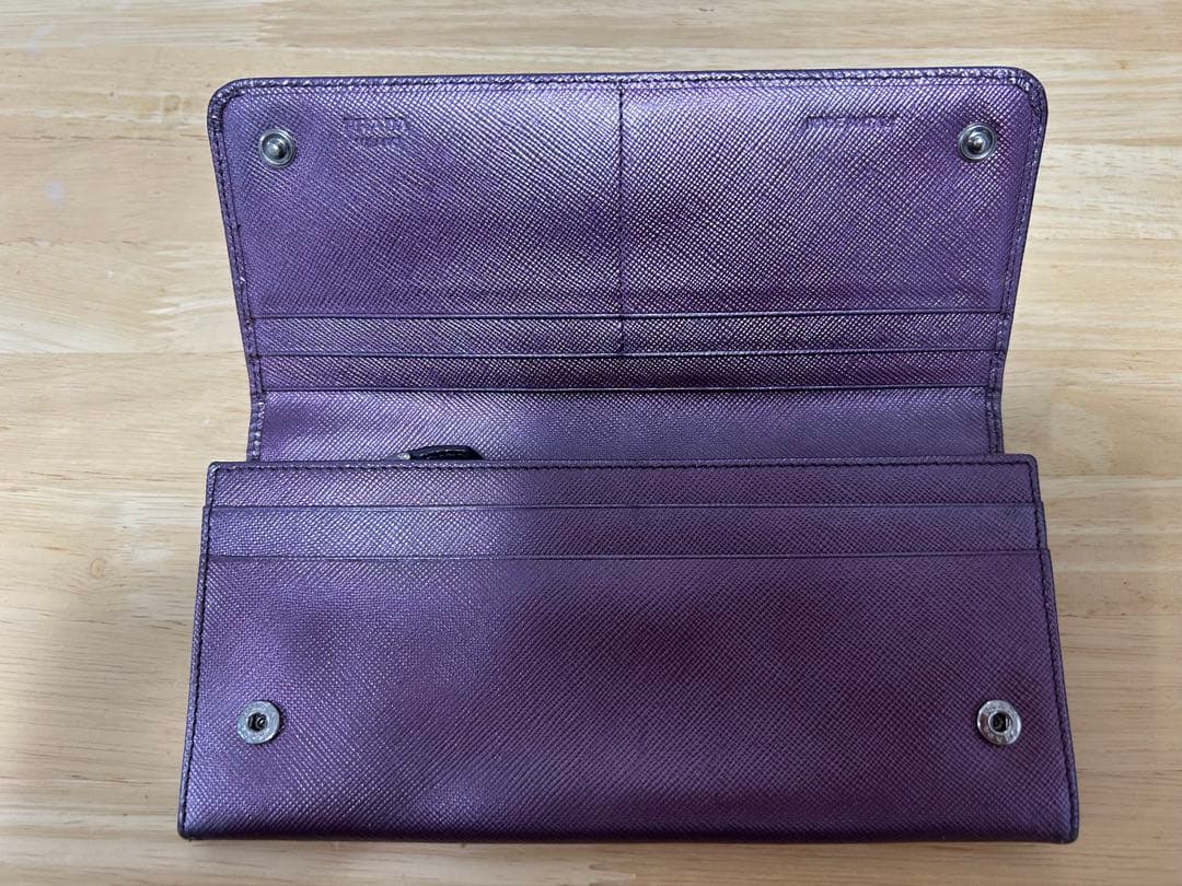 PRADA パープル 長財布