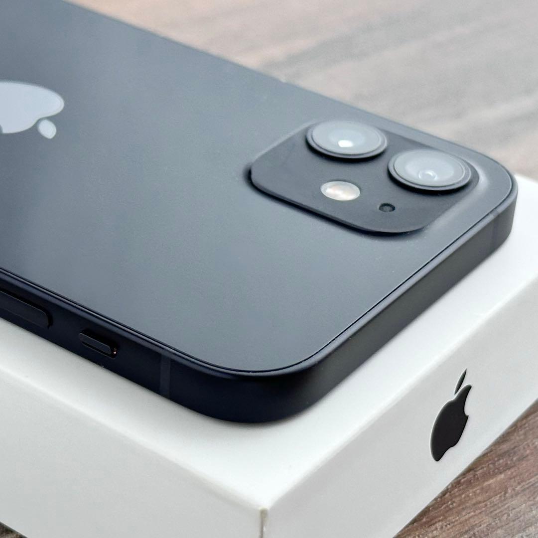【上美品☆】iPhone12 本体 Black 64GB SIMフリー