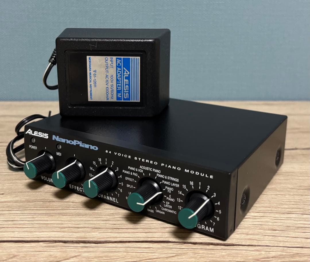 Alesis NanoPiano 【美品】音出しmidi確認済　アダプタ付き
