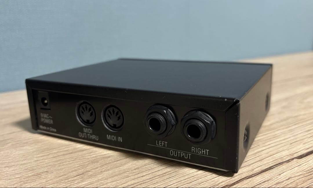 Alesis NanoPiano 【美品】音出しmidi確認済　アダプタ付き