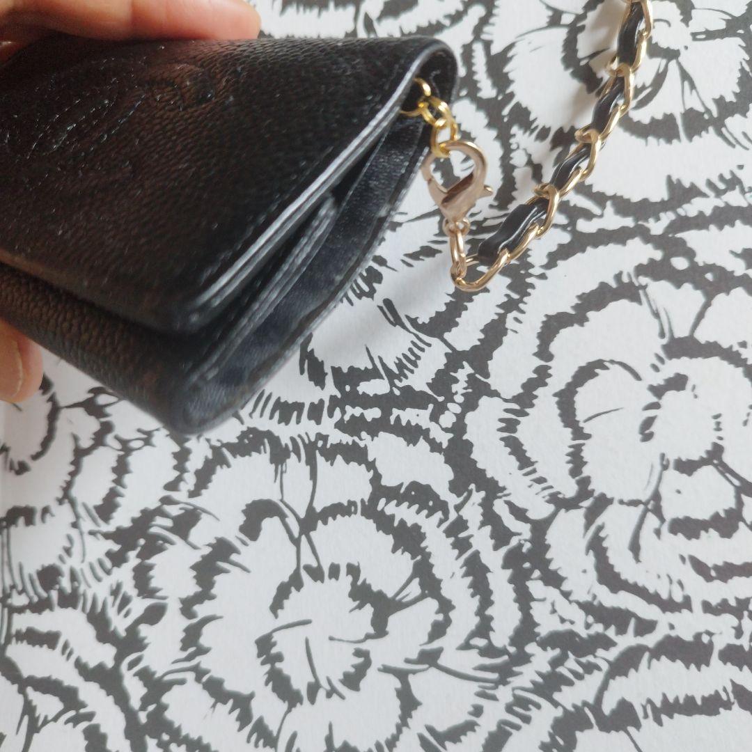 CHANEL ブラック レザー チェーンケース