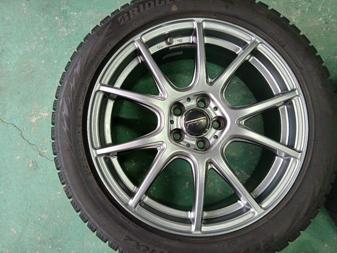 17インチ　スタッドレスタイヤ