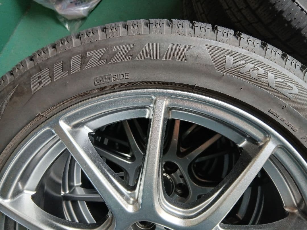 17インチ　スタッドレスタイヤ